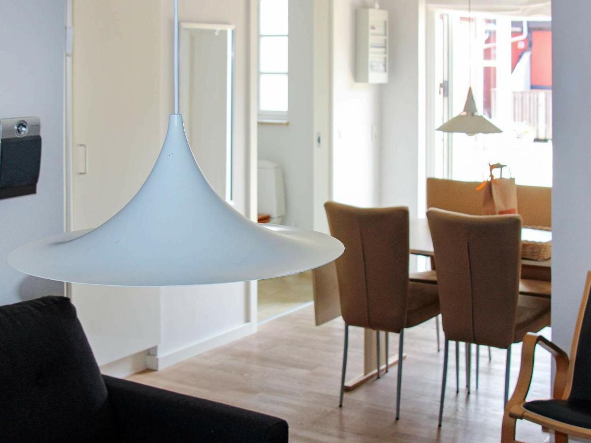 4 Person Holiday Home In AÅkirkeby Esterno foto